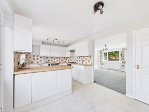 Kitchen- click for photo gallery